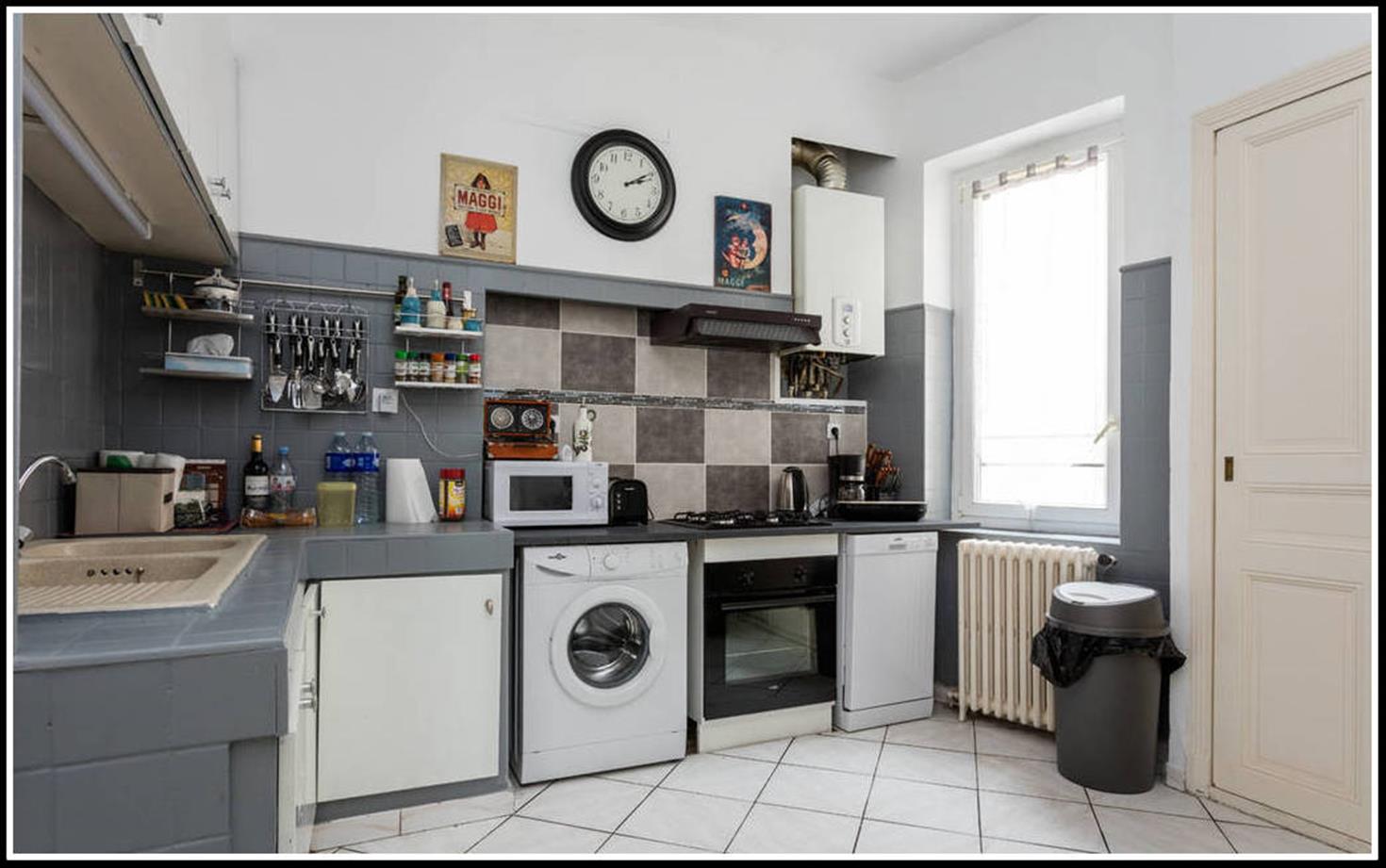 beziersapart apart art déco cuisine2_resized.jpg