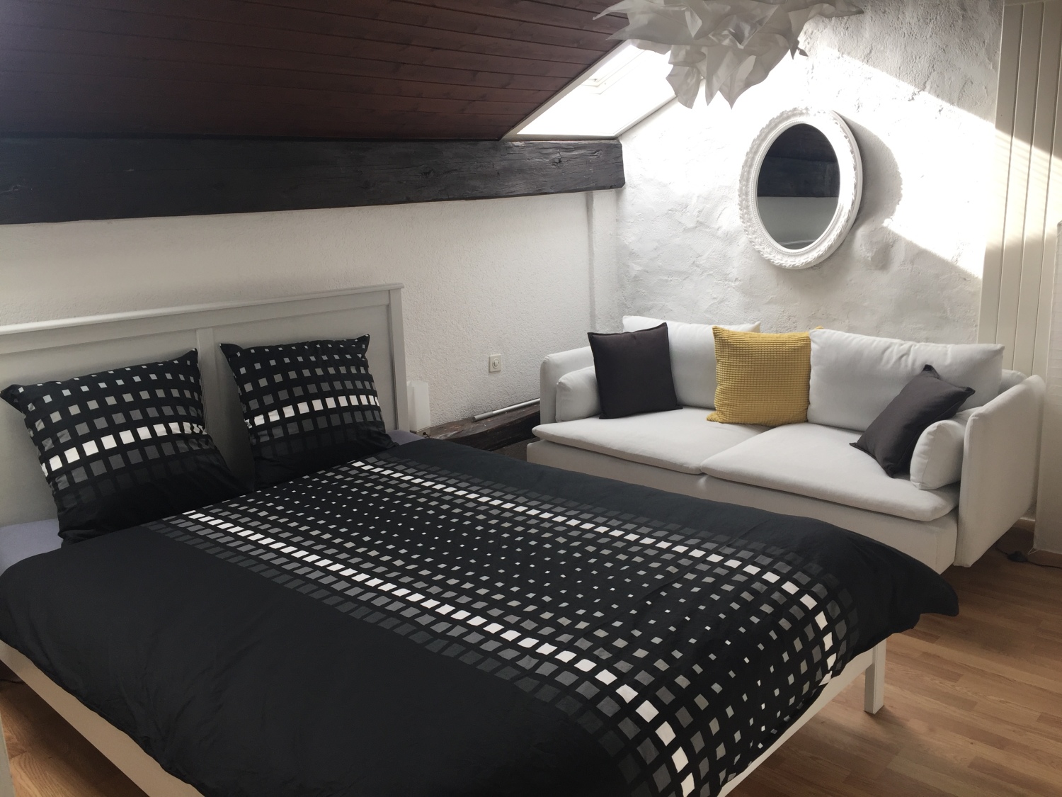 IMG_0565 Schlafzimmer 1.Stock.JPG