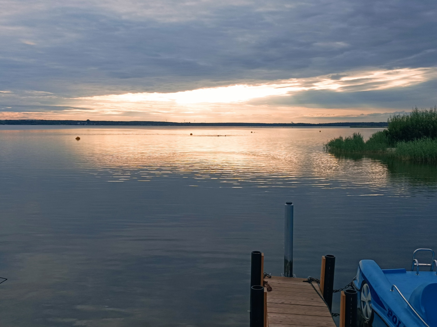 Sonnenaufgang Hausboote.jpg