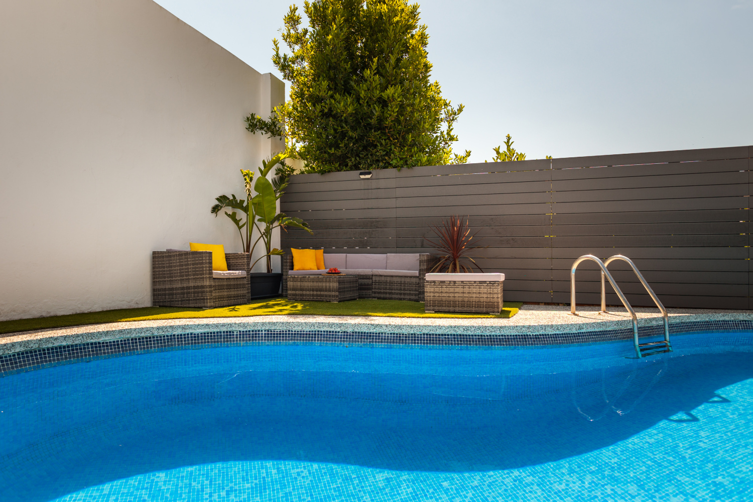 Toni Coll - Castelldefels - Passeig de la Marina 185 - L - 05.jpg