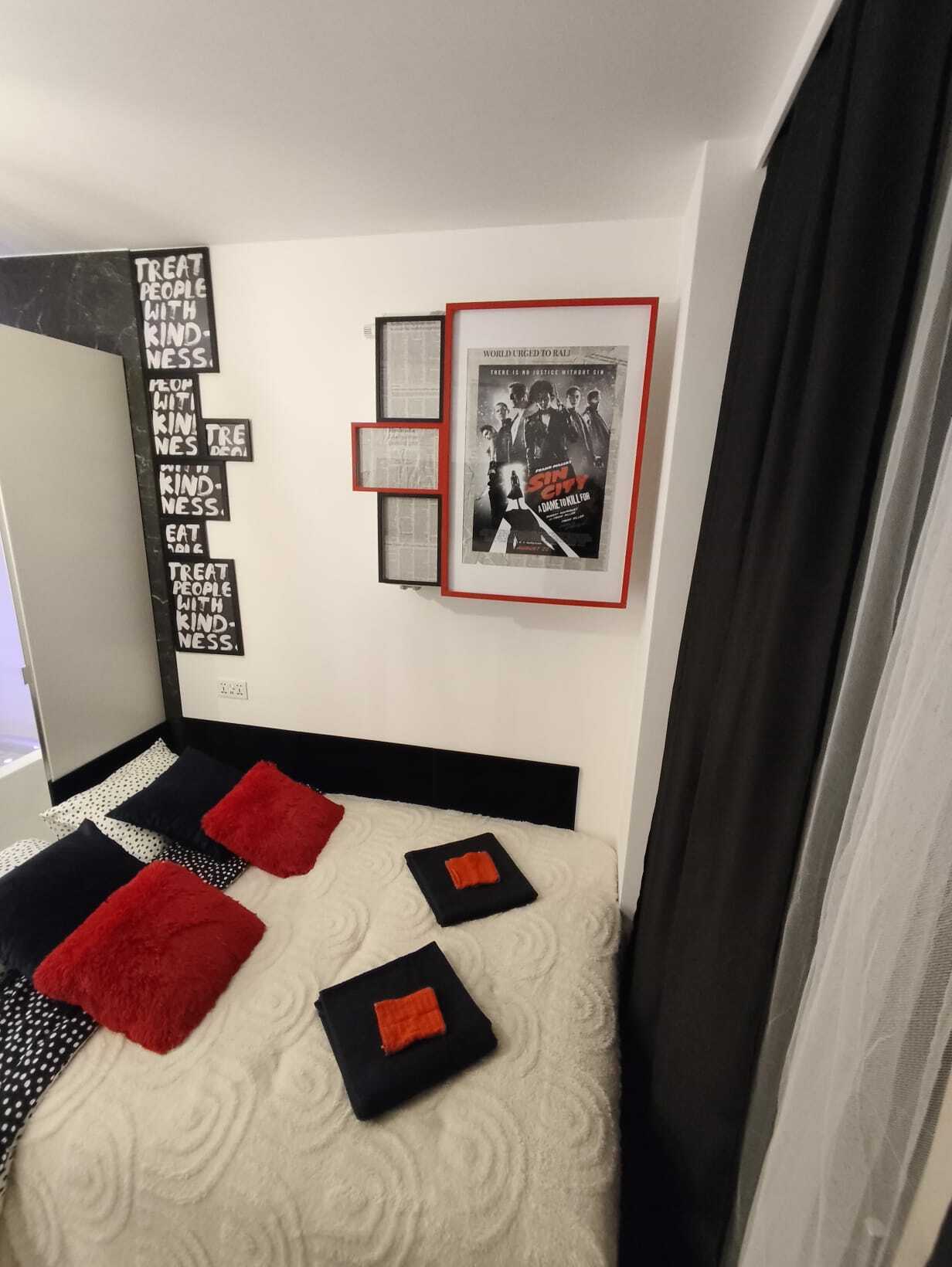 WhatsApp Image 2025-10-21 at 21.53.18 (4).jpeg