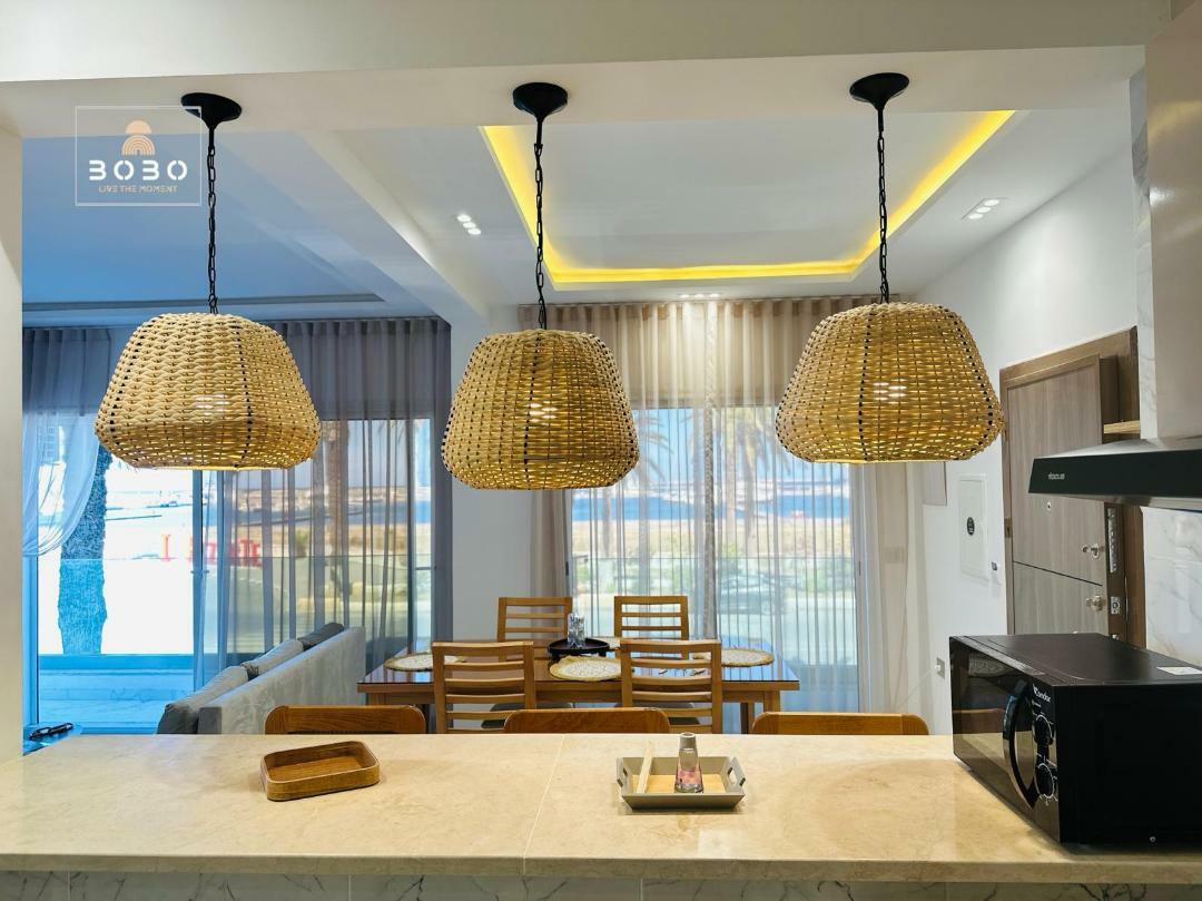 5 Bar Salon Marina.jpg