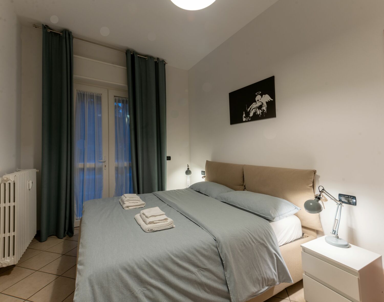 Camera da letto (4).jpg