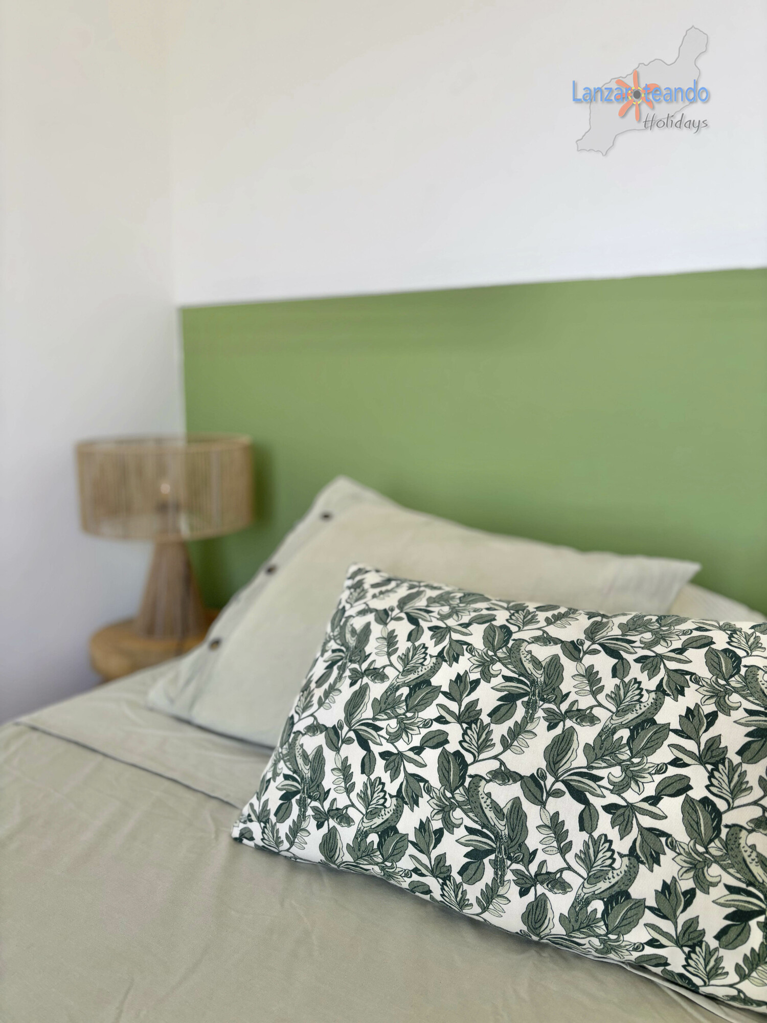 WhatsApp Image 2025-10-20 at 18.59.32 (1).jpg