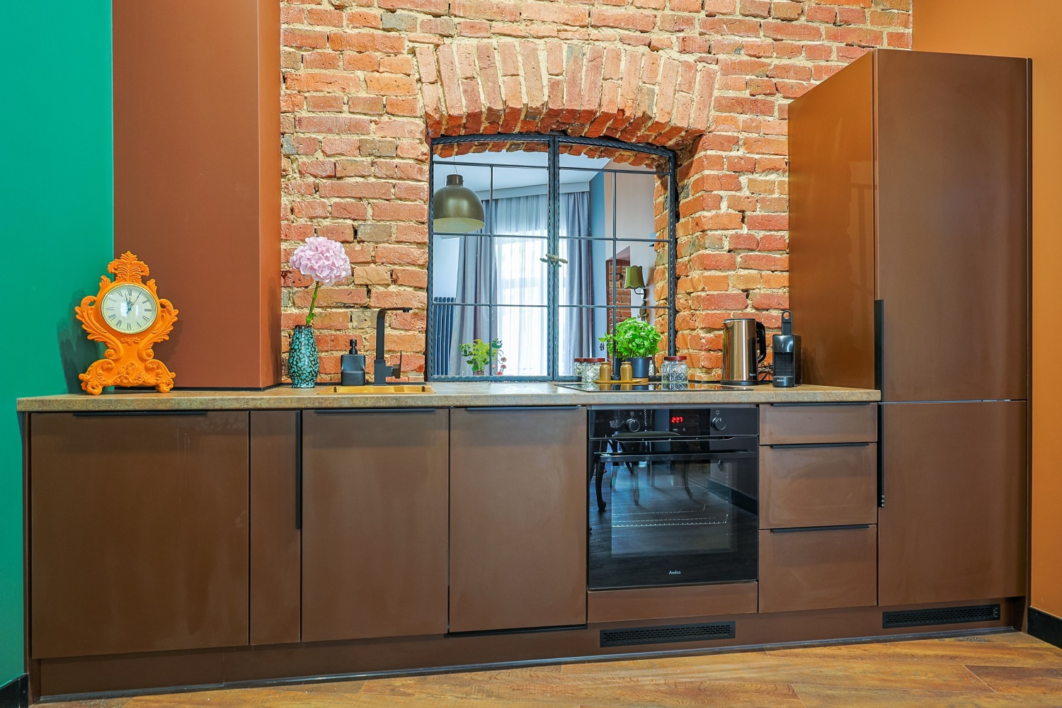 kuchnia miedziana Łódź mieszkanie airbnb manufaktura.jpg