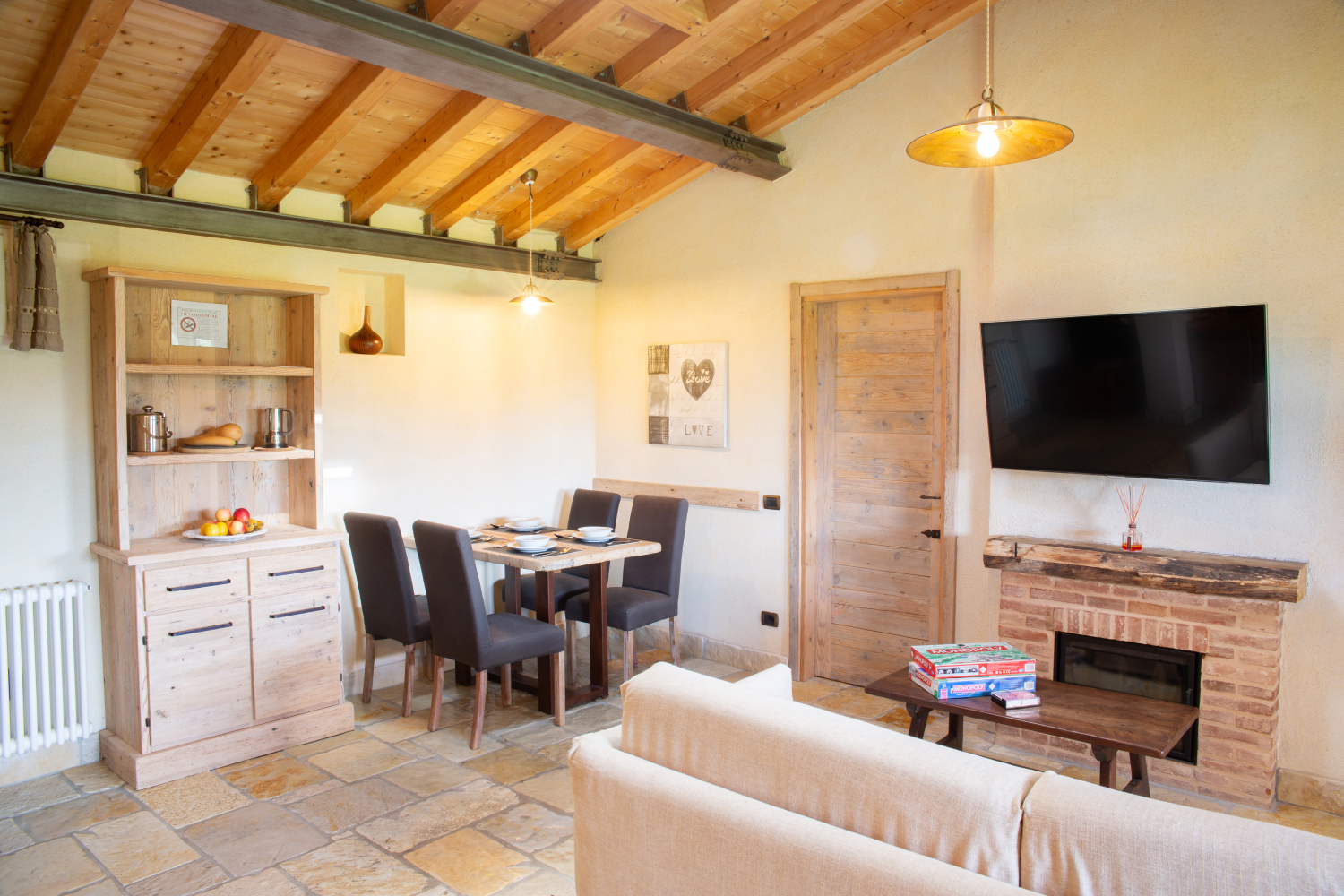 09 Nocciola Living2.jpg