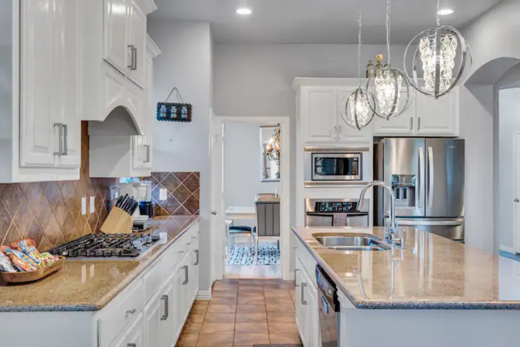 Larreta Airbnb pics  (8).png