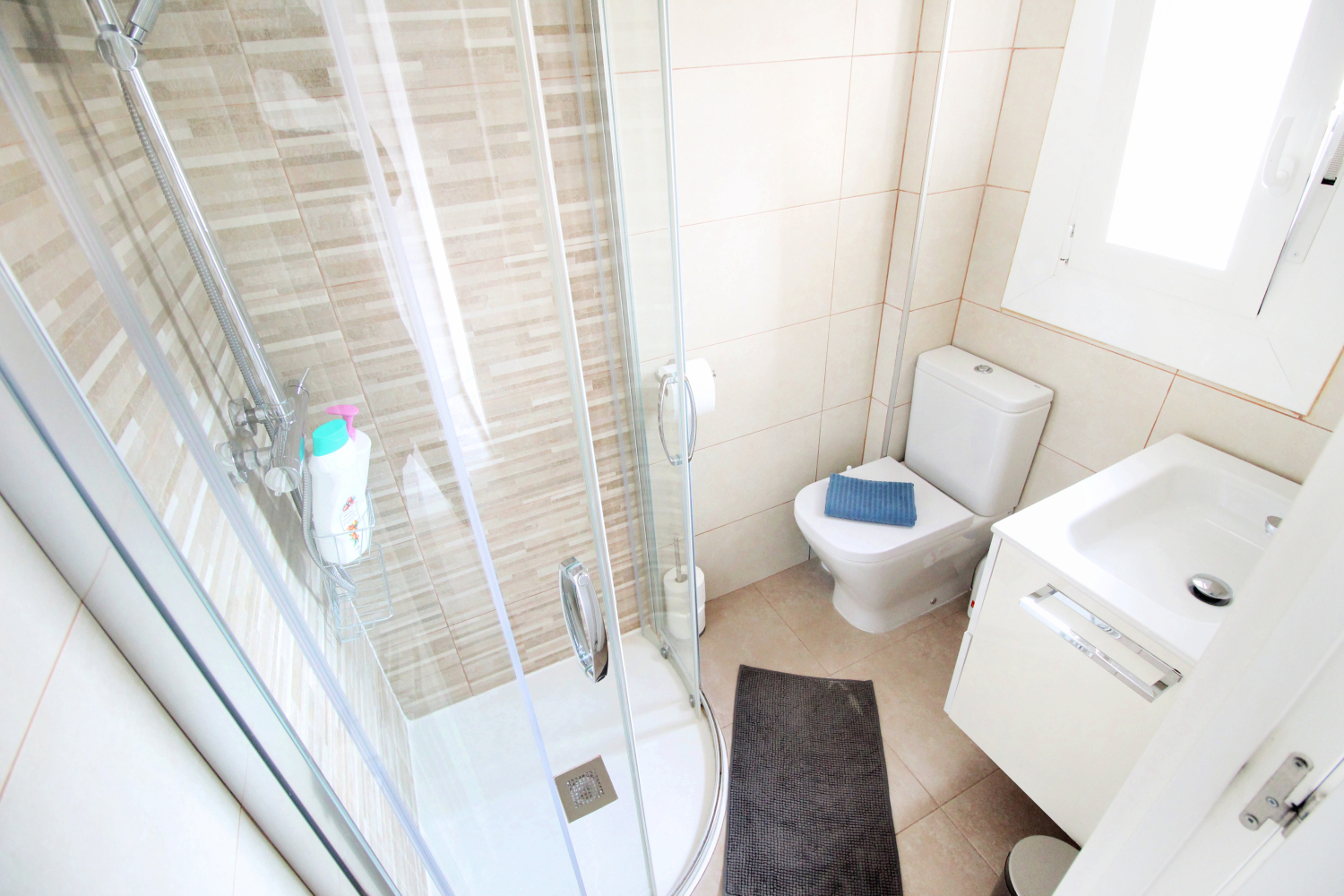 LB 12 ban╠âo 1.jpg