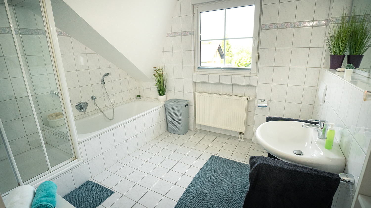 Ferienhaus am Edersee Ferienhaus mit Garten