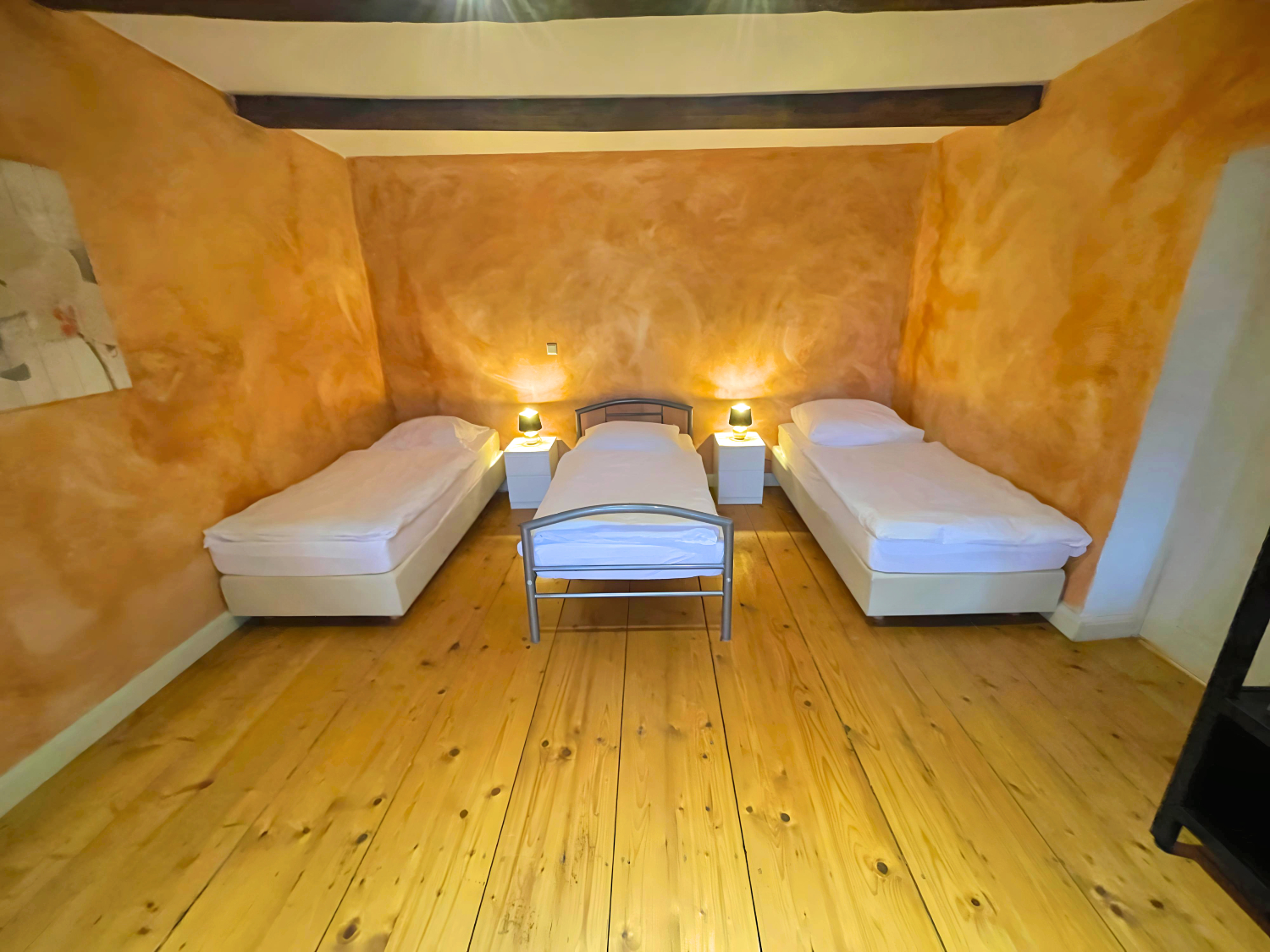 Pension Am Schloss - Apartment 5 - Dreifach-Schlafzimmer 4.jpg