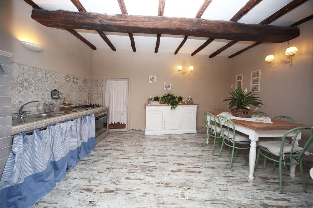 ULIVO C.so Vittorio Emanuele III n.85 Bomarzo (5).JPG