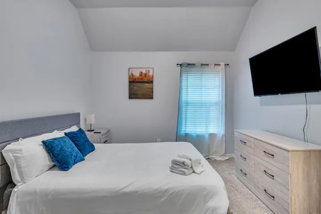 Larreta Airbnb pics  (21).png