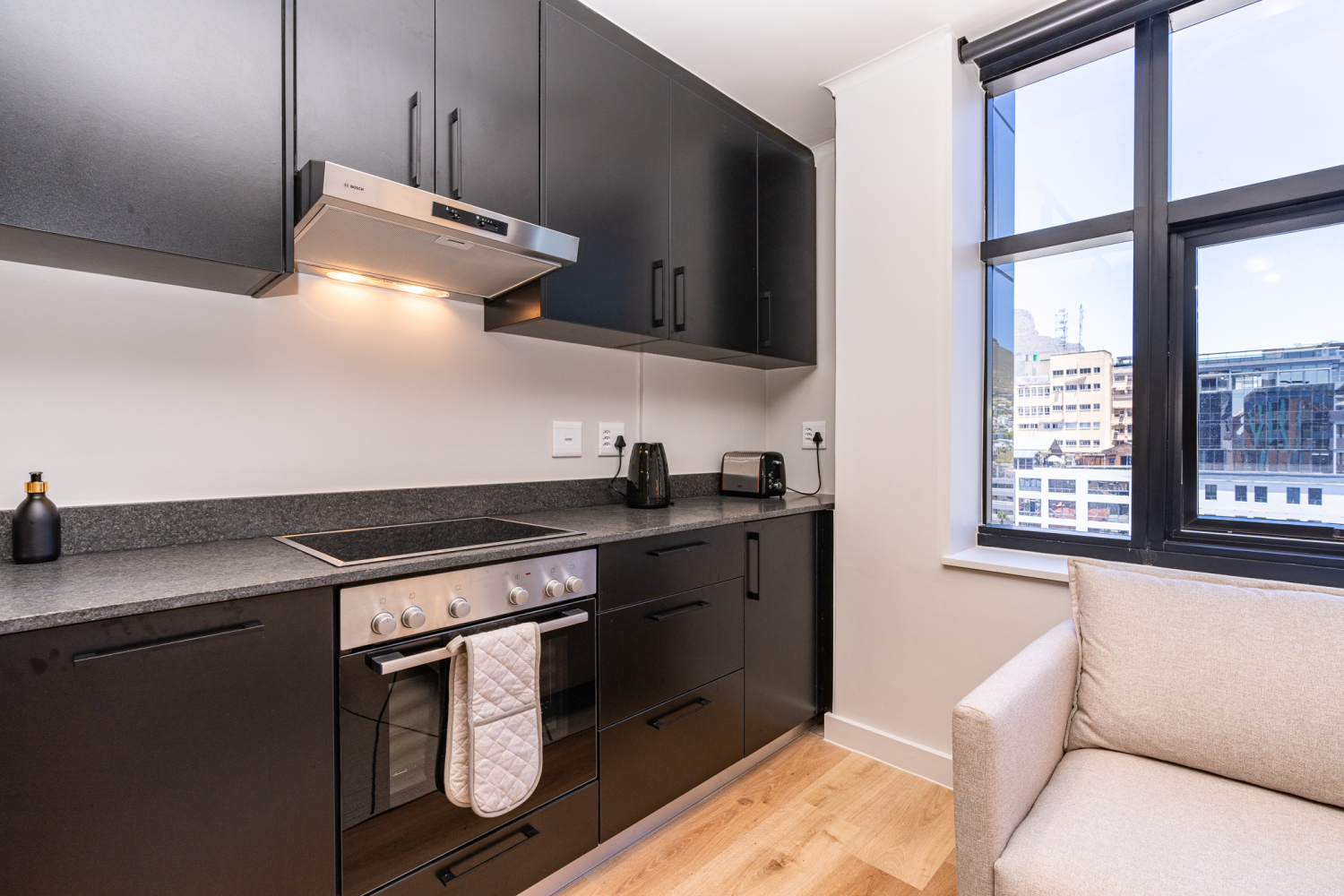 1006 The Tokyo-6.jpg