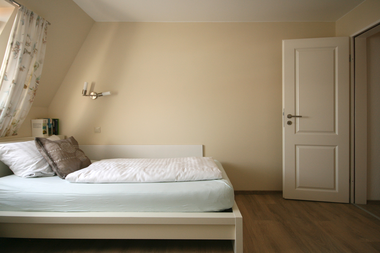 Gäste Zimmer_7669.jpg