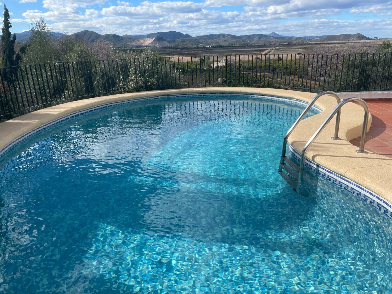 WhatsApp Image 2024-03-12 at 15.45.48 (2).jpeg