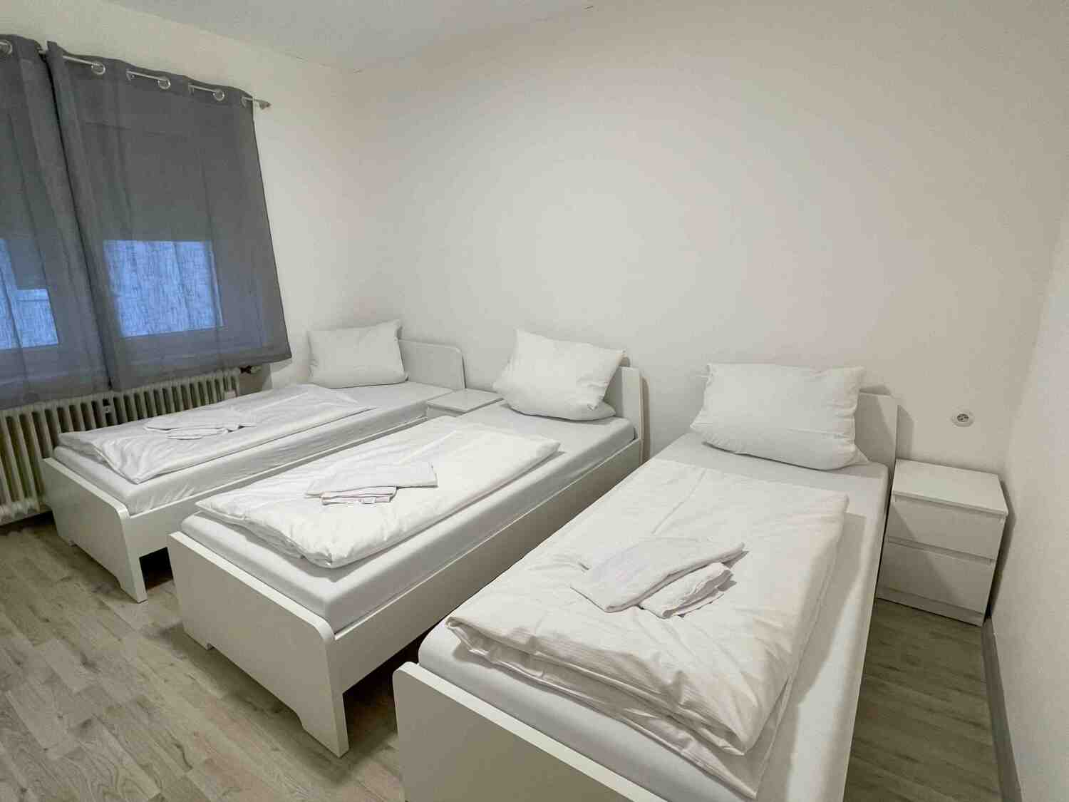 SAD902_ (OG) Friedrich-Wilhelm-Weber-Straße 30, 92421 Schwandorf (6).jpg