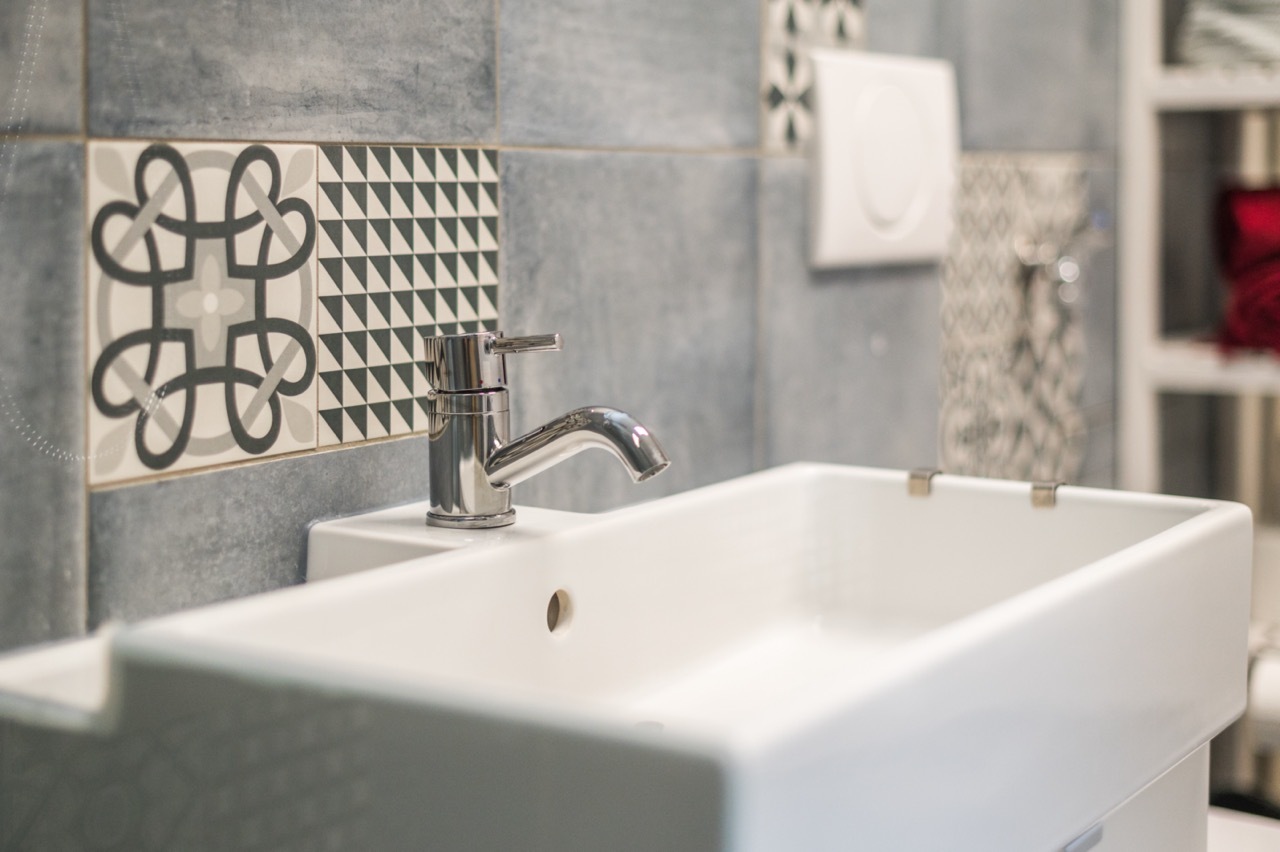 Waschbecken Bad Groß.jpeg