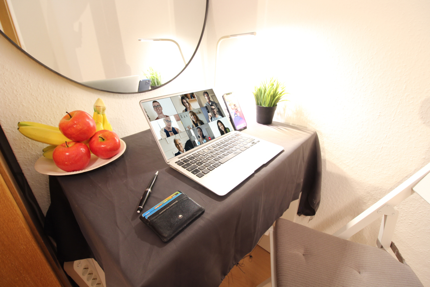 desk w macbook_b.jpg