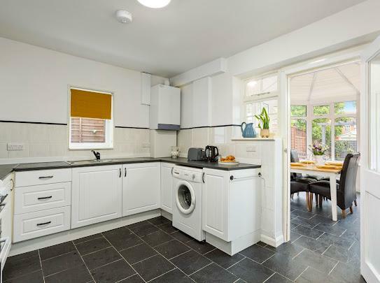 WhatsApp Image 2025-11-03 at 14.02.39 (11).jpeg