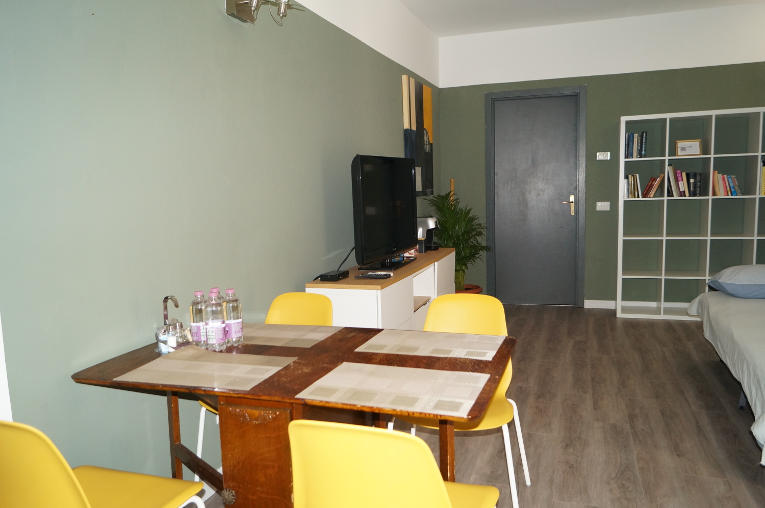 NAVIGLI DARSENA - SOGGIORNO 11.JPG