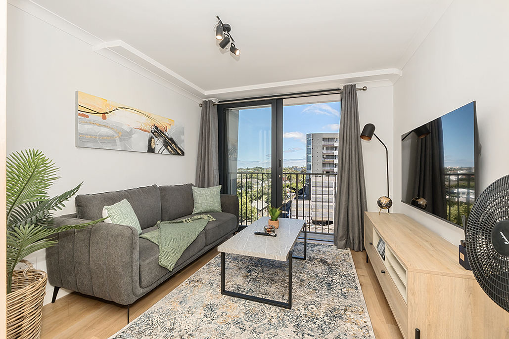 Unit 721 Newlands Peak, Newlands (2).jpg