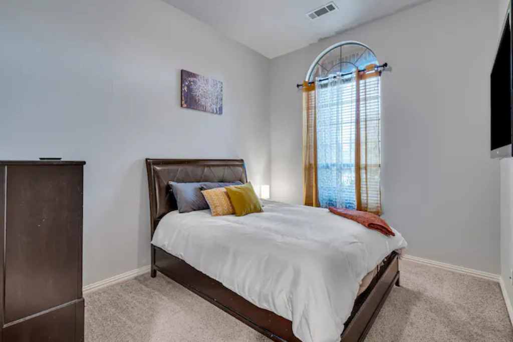 Larreta Airbnb pics  (17).png