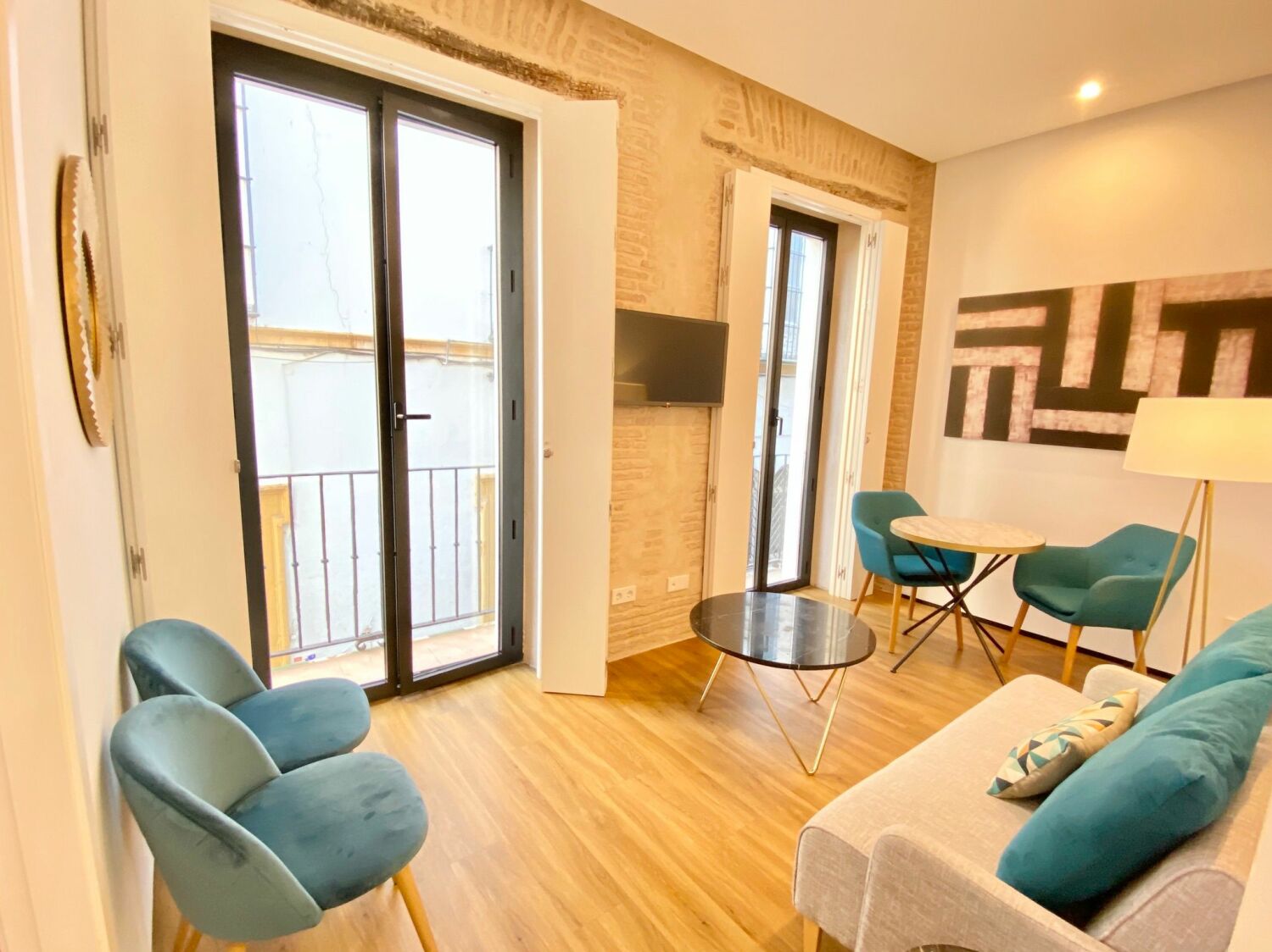 WhatsApp Image 2021-12-15 at 17.32.38 (1).jpeg