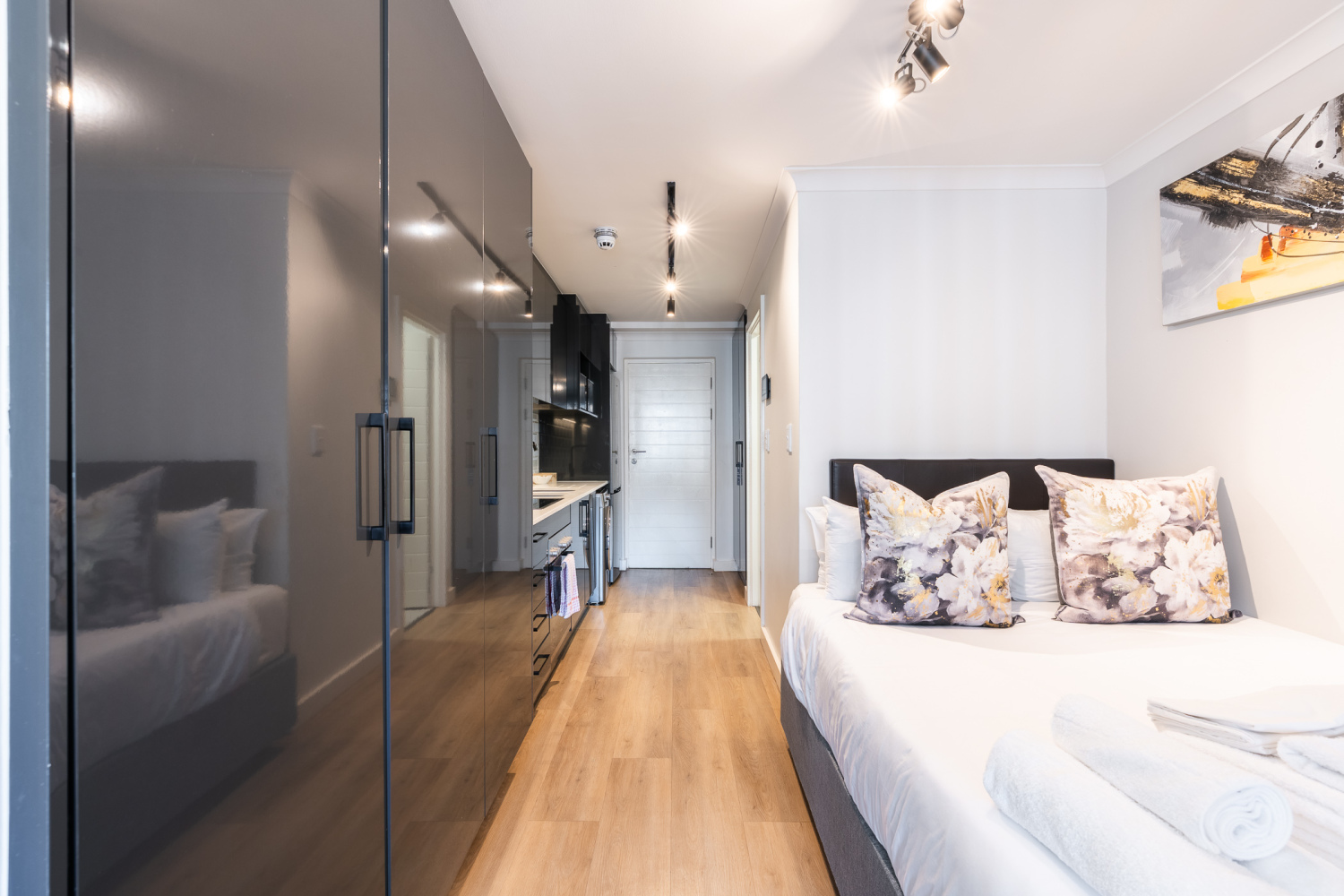 528 Newlands Peak-6.jpg