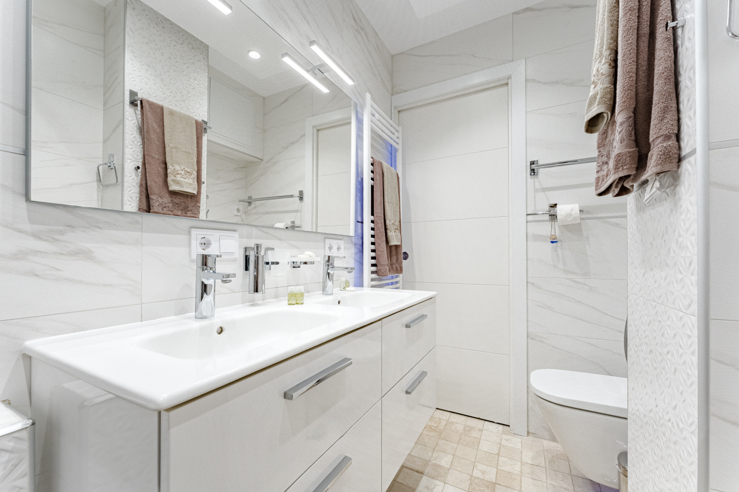 20241025 - OA15 - Ermantovich - Los Cristianos - F+10detalles-15.jpg