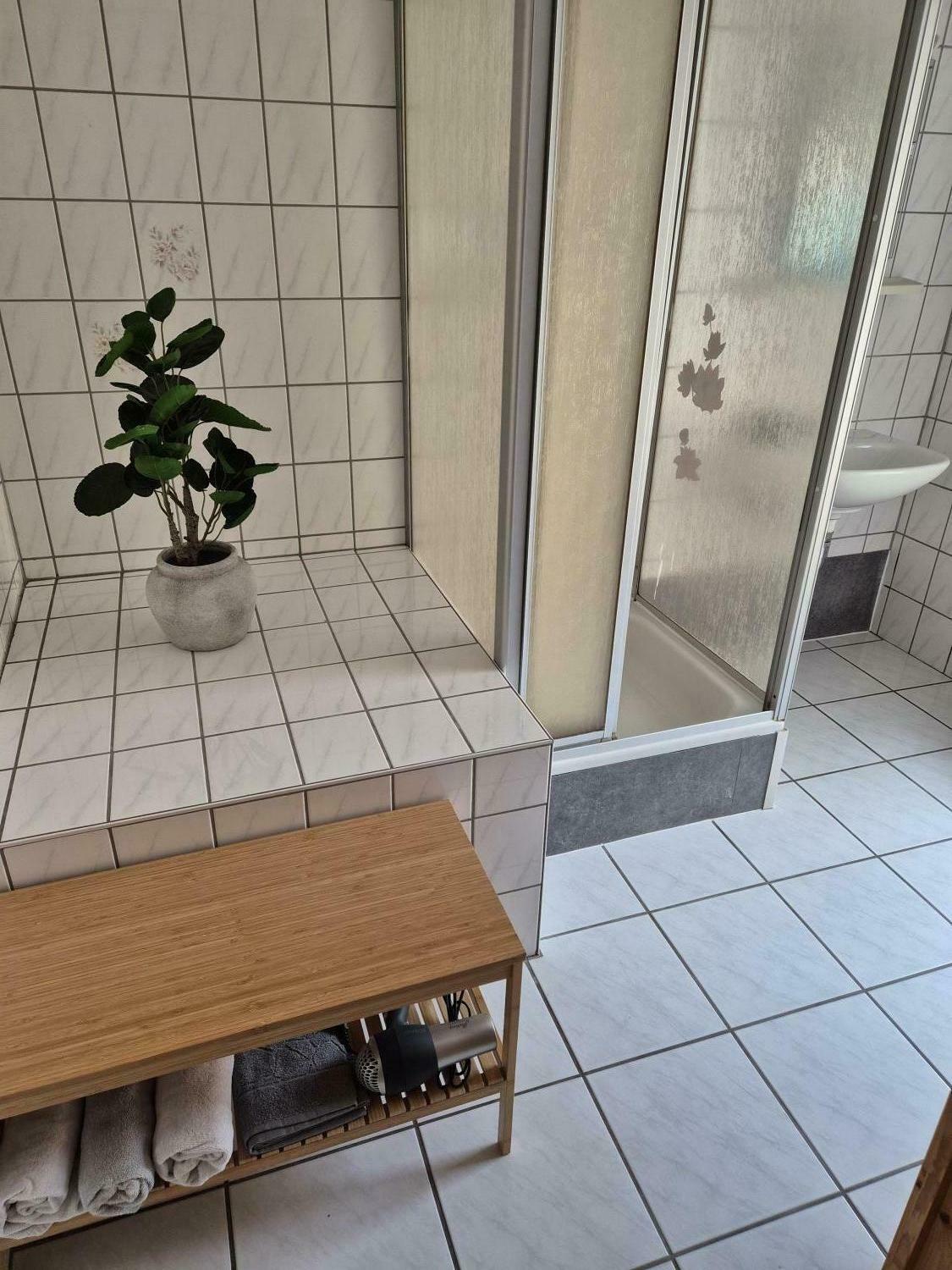 Bad Zimmer 1 (2).jpg