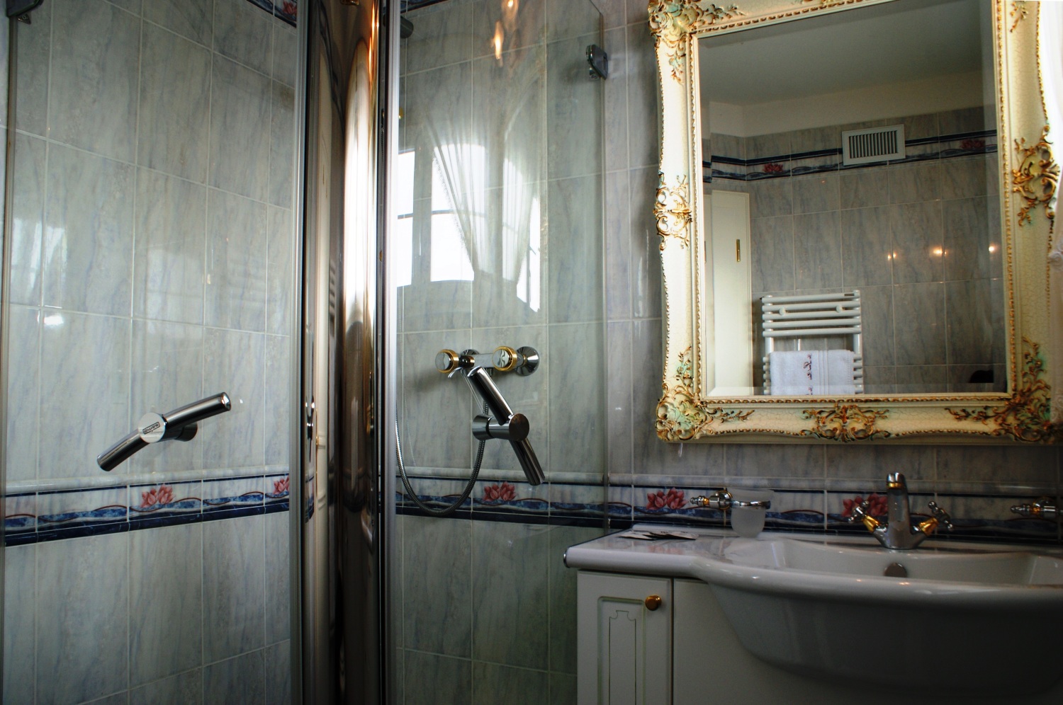 DZ Elegance 4 Bad .JPG