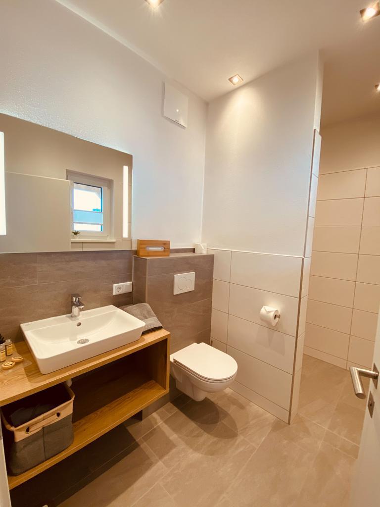 Badezimmer 2.jpeg