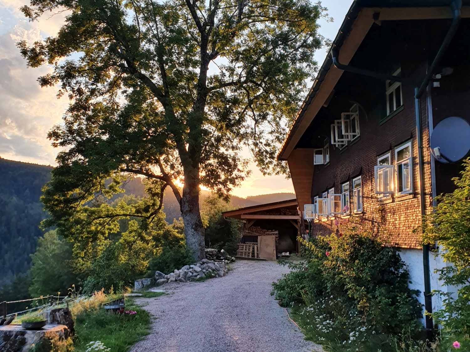 L38 Feissesberghof Abendstimmung.jpg