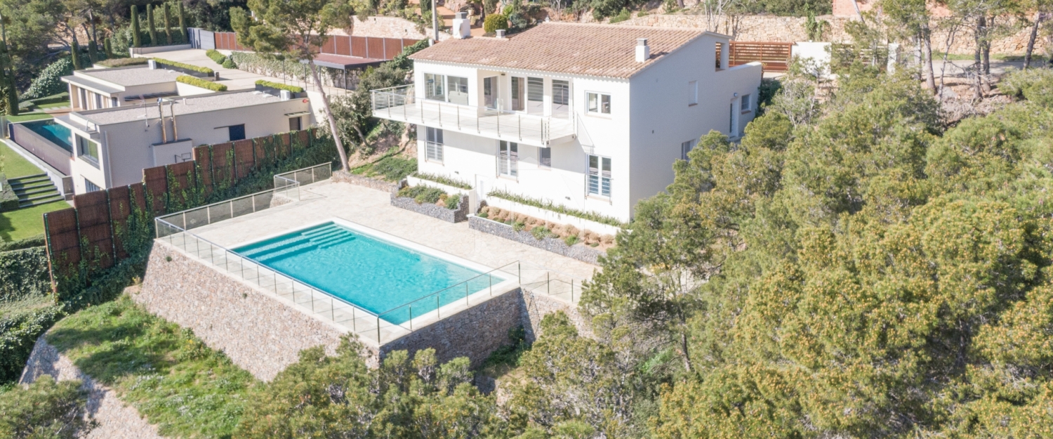 Luxury Holiday Home with pool, with Views of Sa tuna bay, in Begur, Costa Brava, Spain 0043.jpg