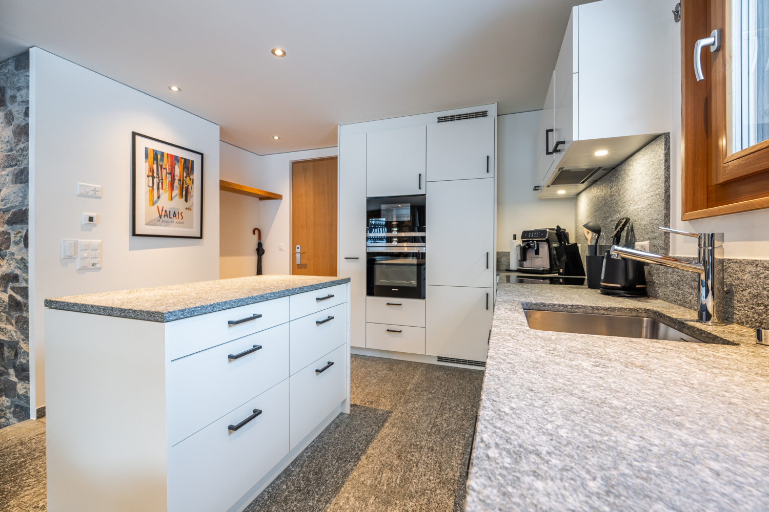 08. November 2023_Untere Gasse 10_@frederik_kalbermatten_499-HDR.jpg