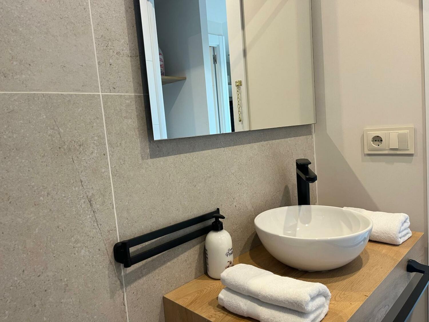 WhatsApp Image 2024-12-26 at 12.48.17(5).jpeg