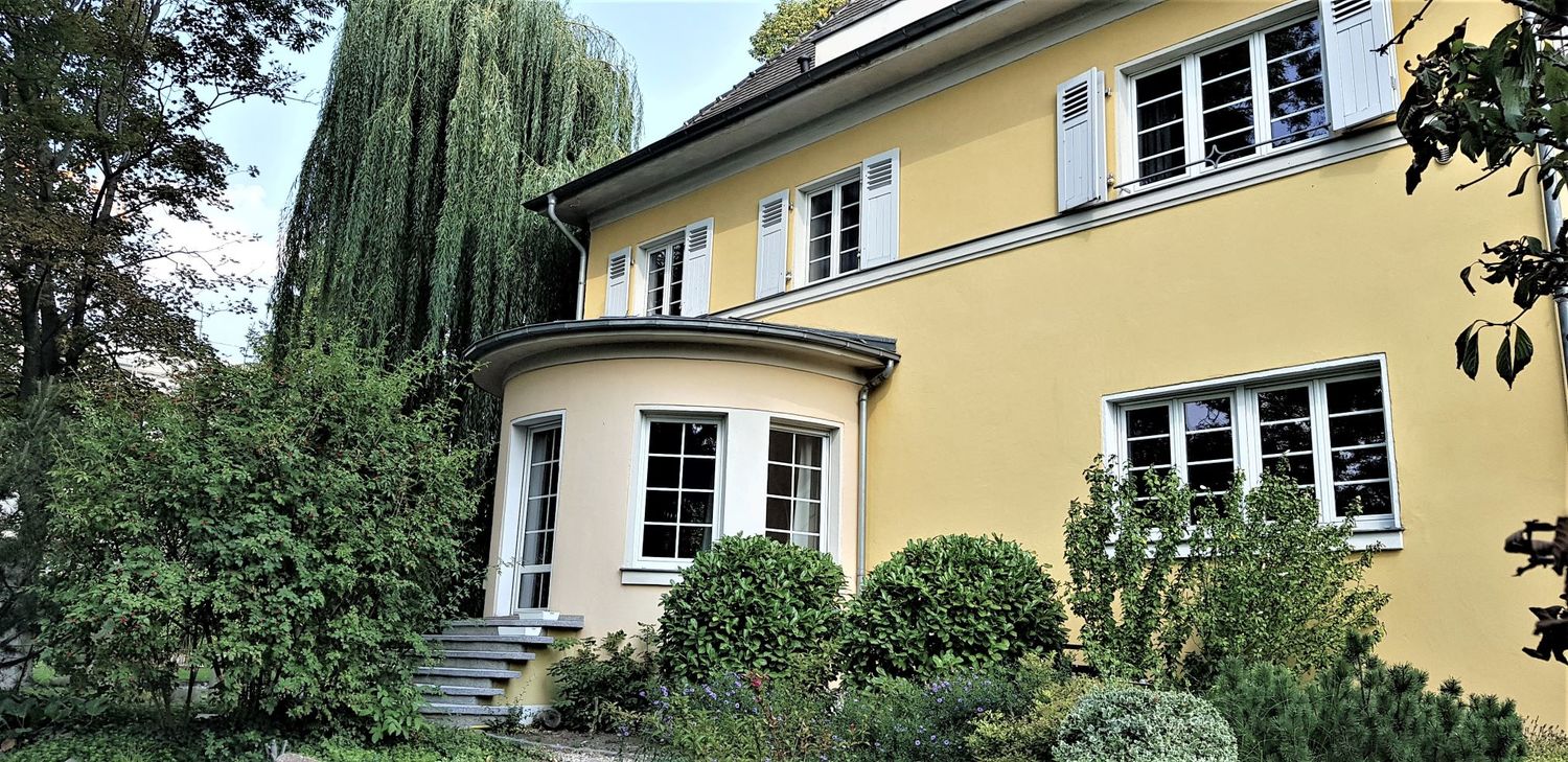 Westliche Ansicht.jpg