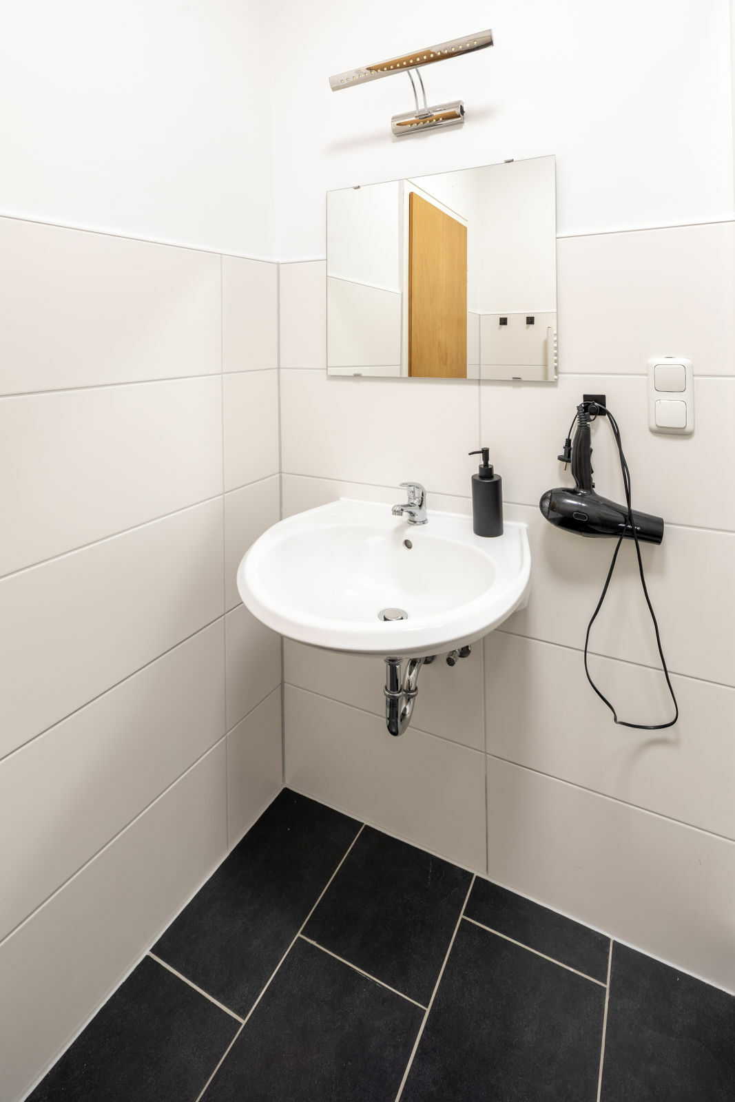 13 - _MG_3437-HDR.jpg