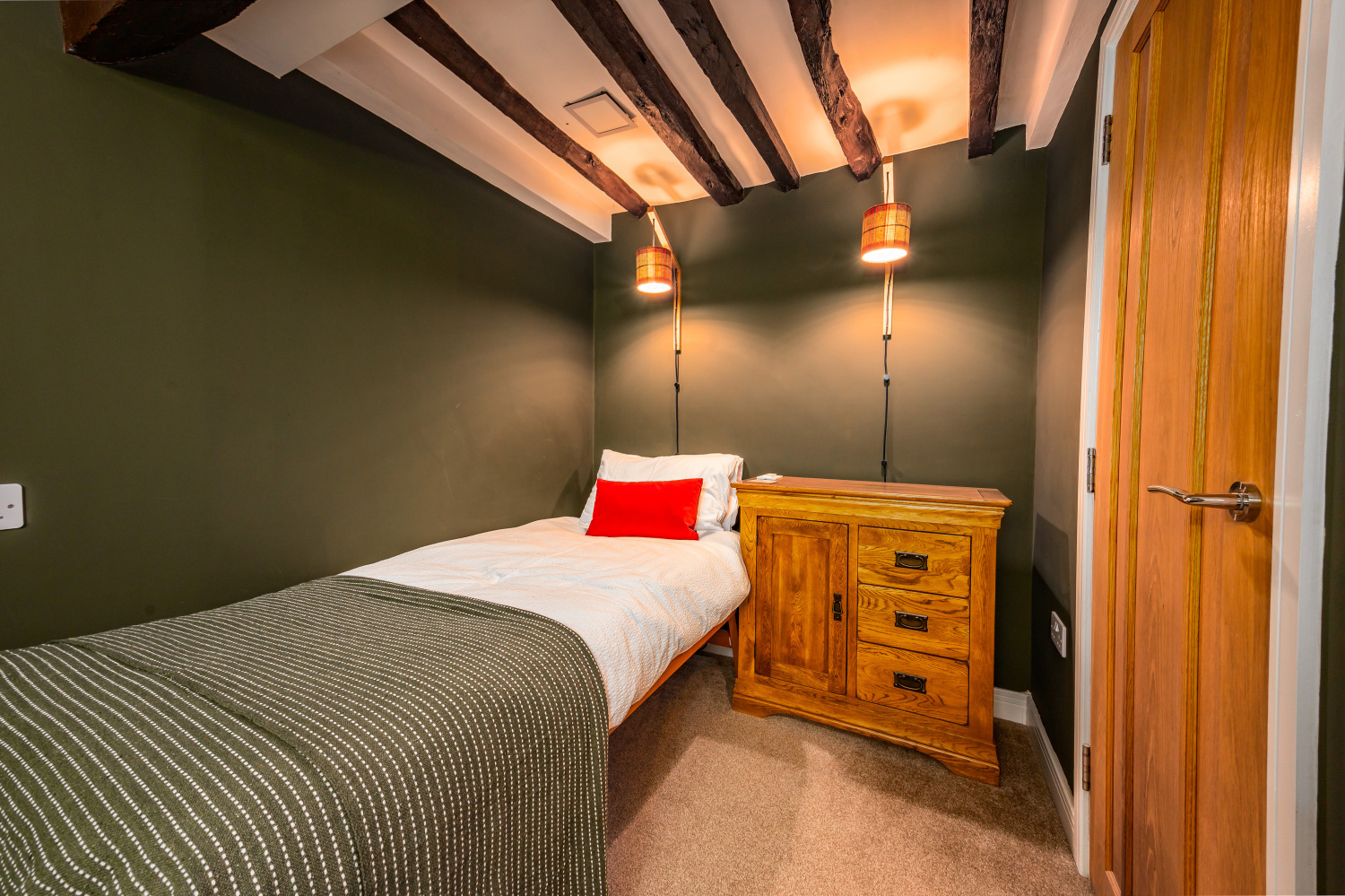 5 St PeterÔÇÖs Street -131.jpg