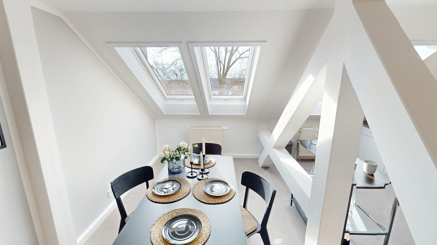 Barbarossastr. 35 Essplatz (1).jpg