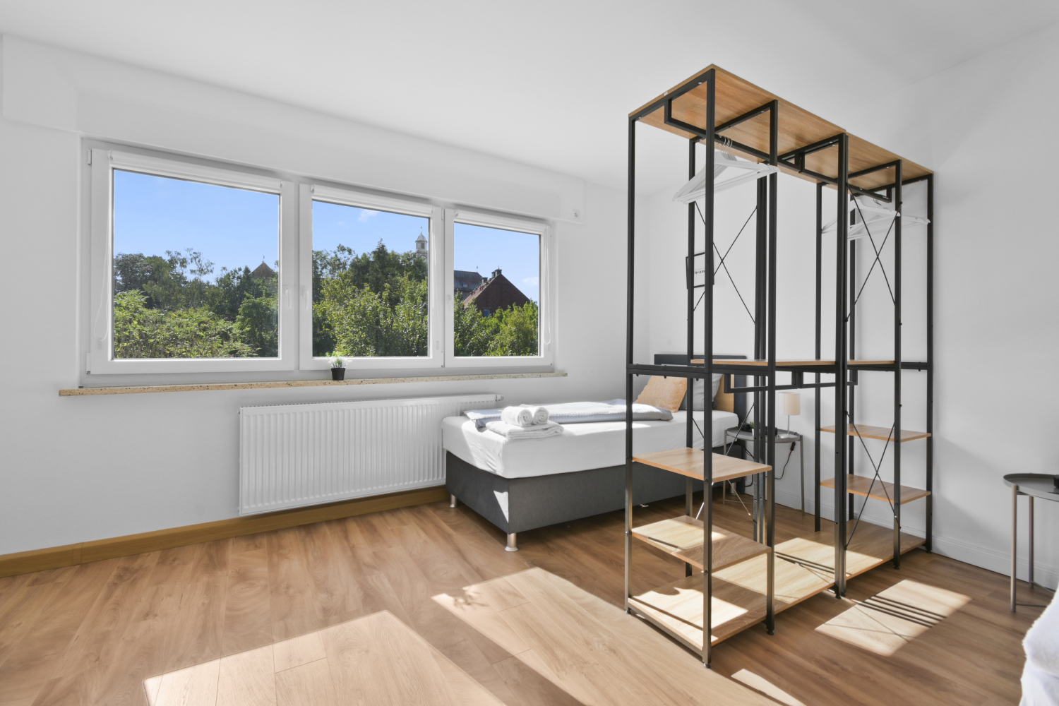 14-Schlafzimmer OG.jpg