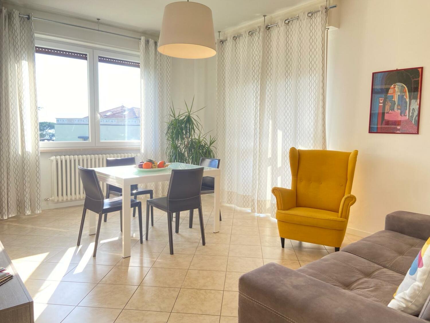 Salotto Matilde 3.jpg