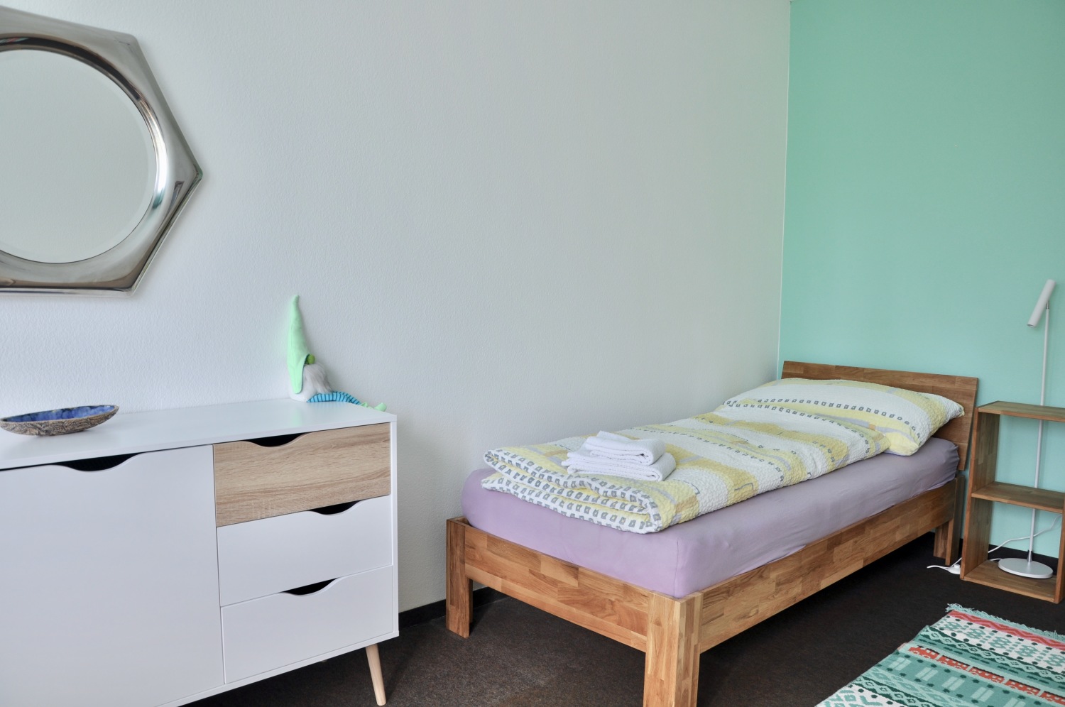 Kinderzimmer links2.jpeg