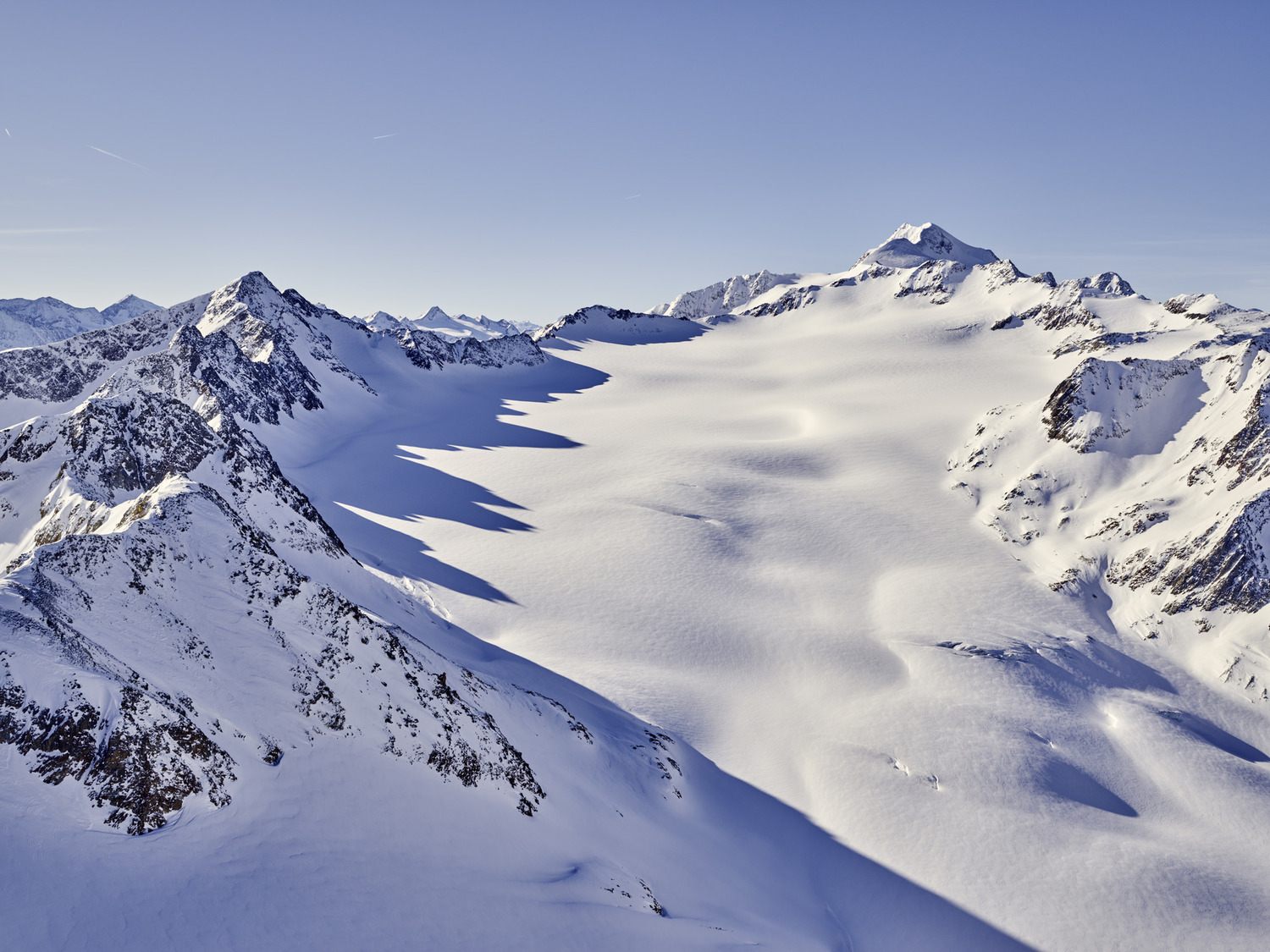 oetzt_wildspitze_winter_03_18.jpg