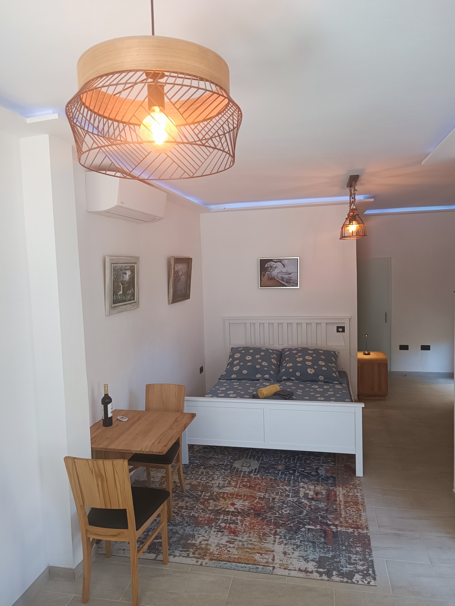 App. 03 Mini-Suite Bett.jpg