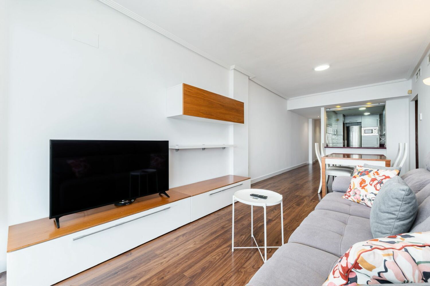 WhatsApp Image 2025-05-23 at 10.45.57 (1).jpeg