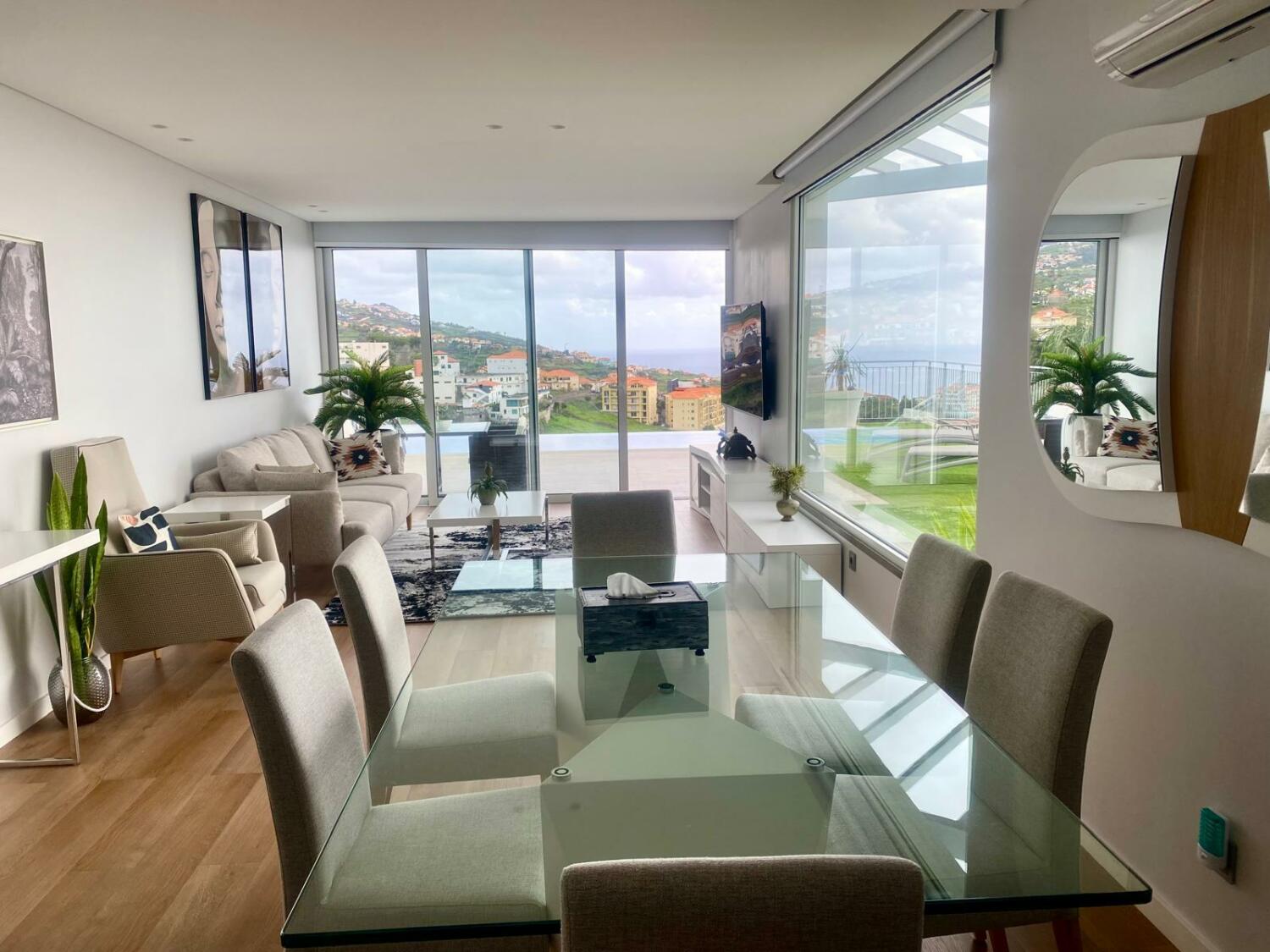 WhatsApp Image 2024-11-22 at 16.25.47 (2).jpeg