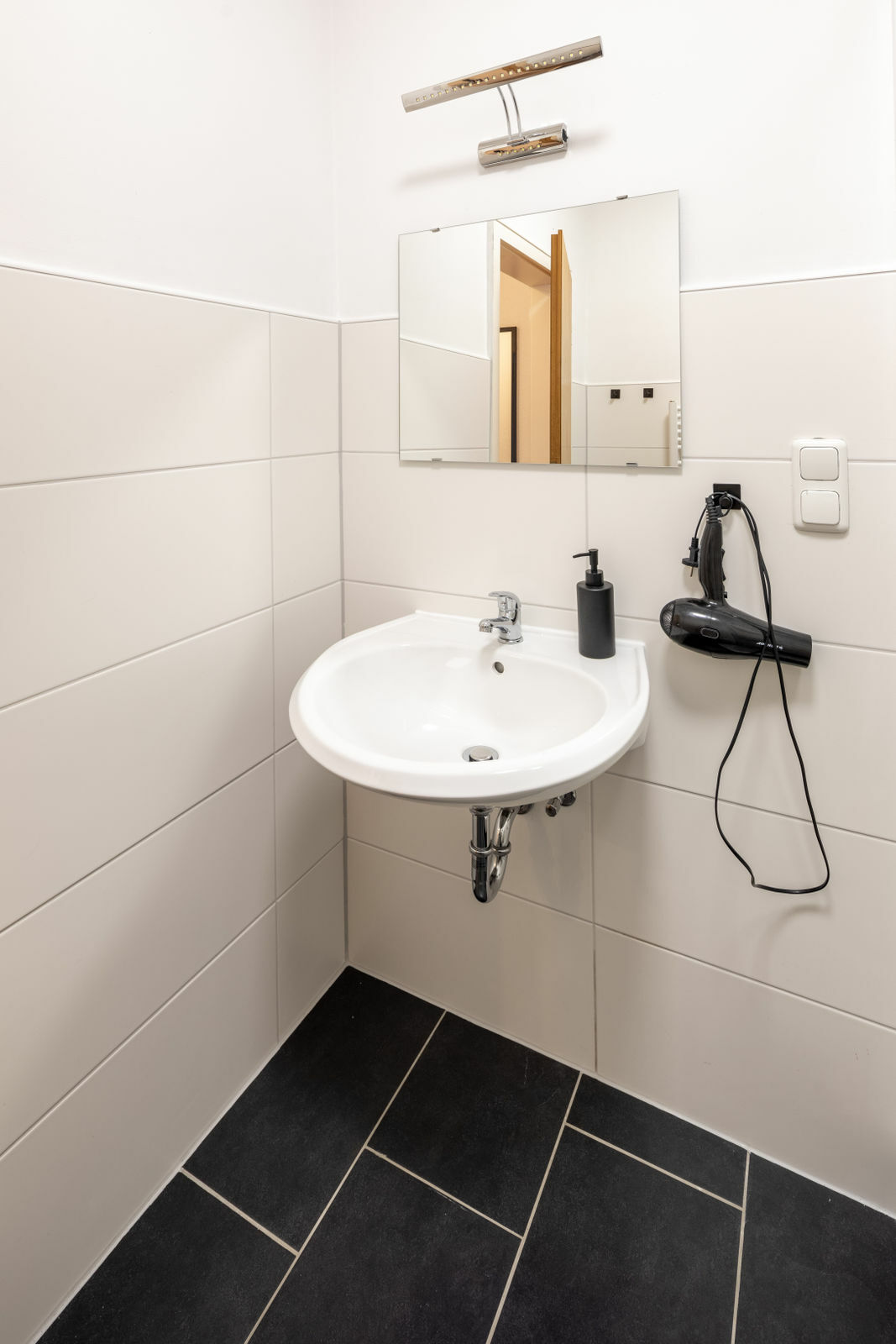 12 - _MG_3432-HDR.jpg