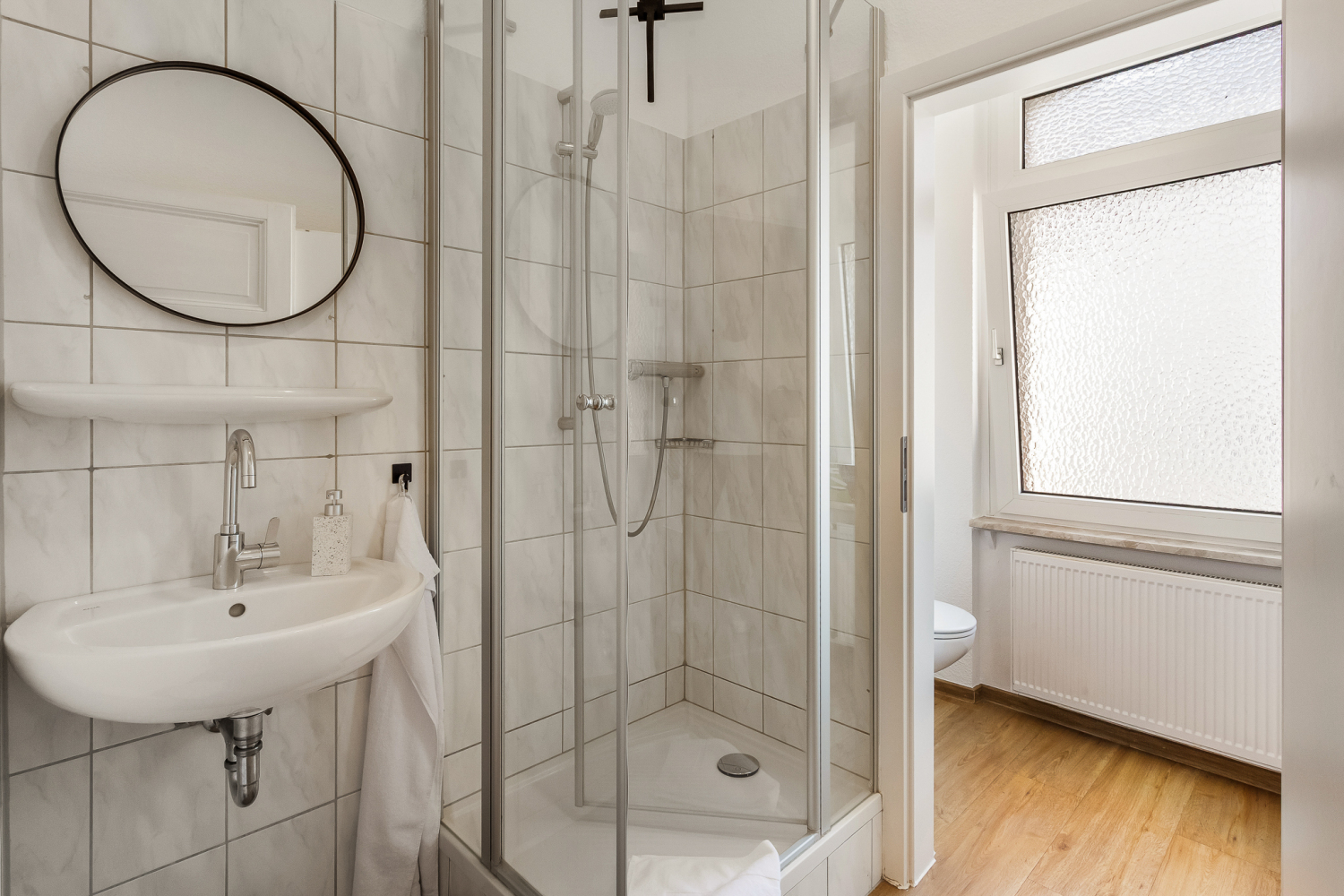 240922 - low res-03.jpg