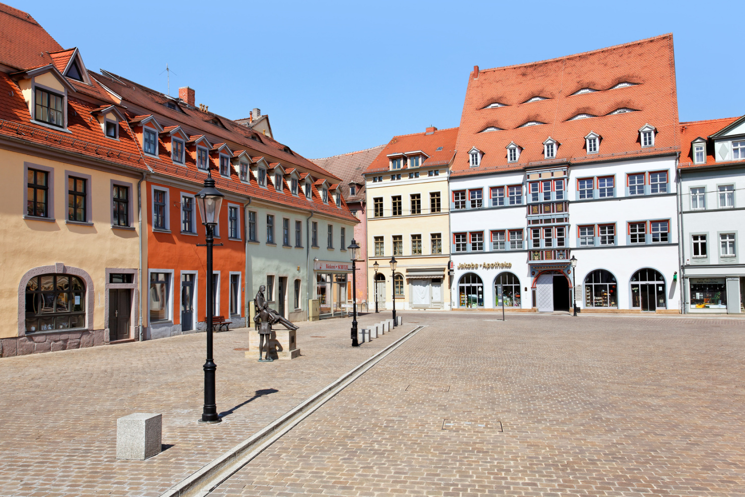 Naumburg Holzmarkt Weinquartier.jpg